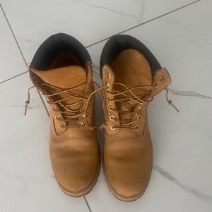 MEN'S TIMBERLAND PREMIUM 6-INCH WATERPROOF BOOTS Size 8